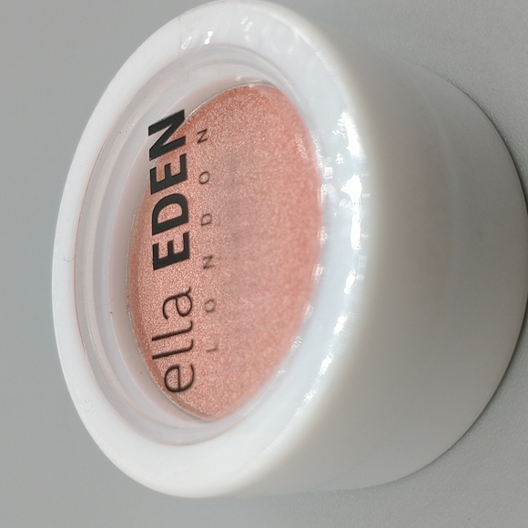 Ella Other - Ella Eden eyeshadow in harmony NWT